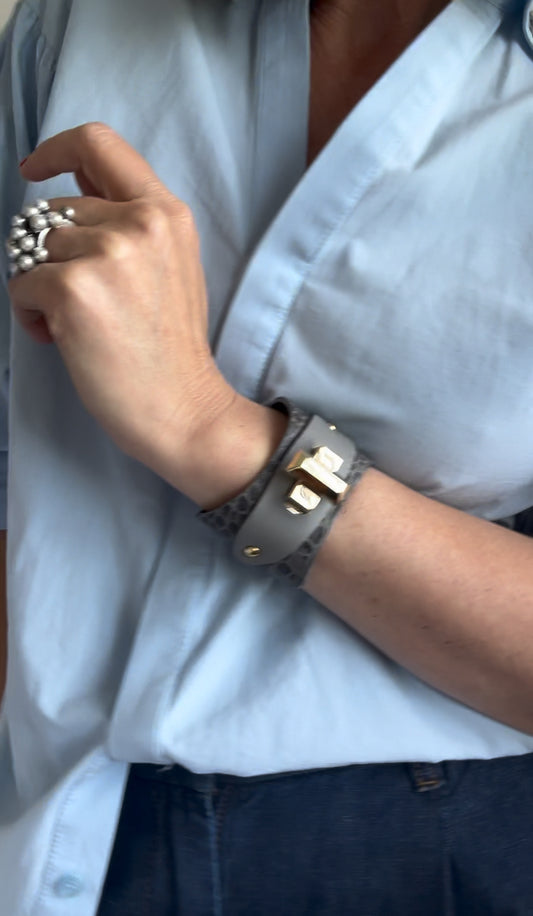 Brazalete 100% cuero. Transferencia bancaria $2650