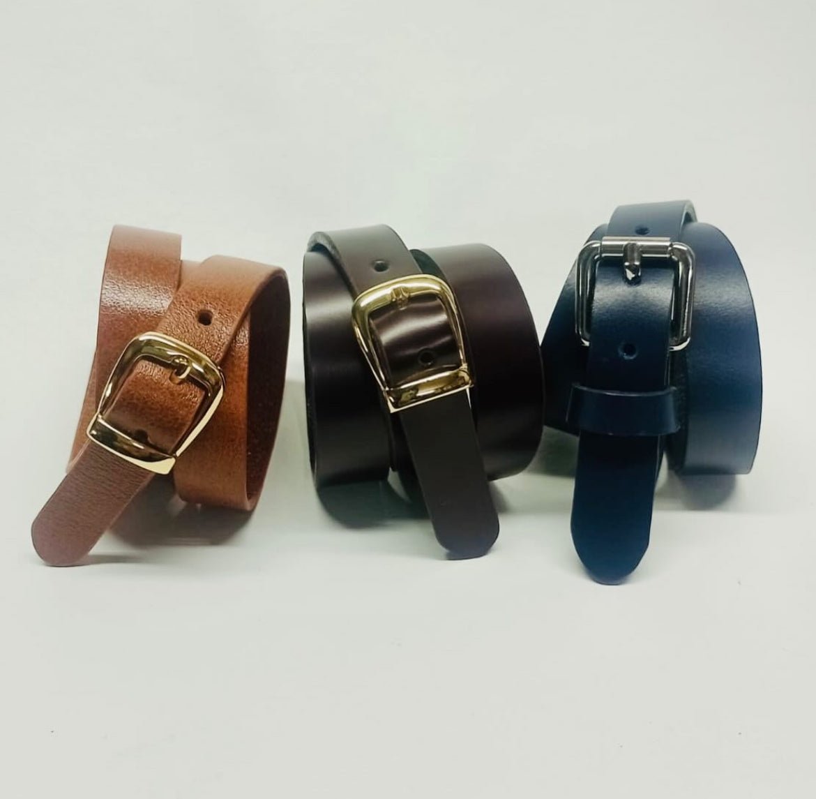 Brazalete 100% cuero. Transferencia bancaria $1800