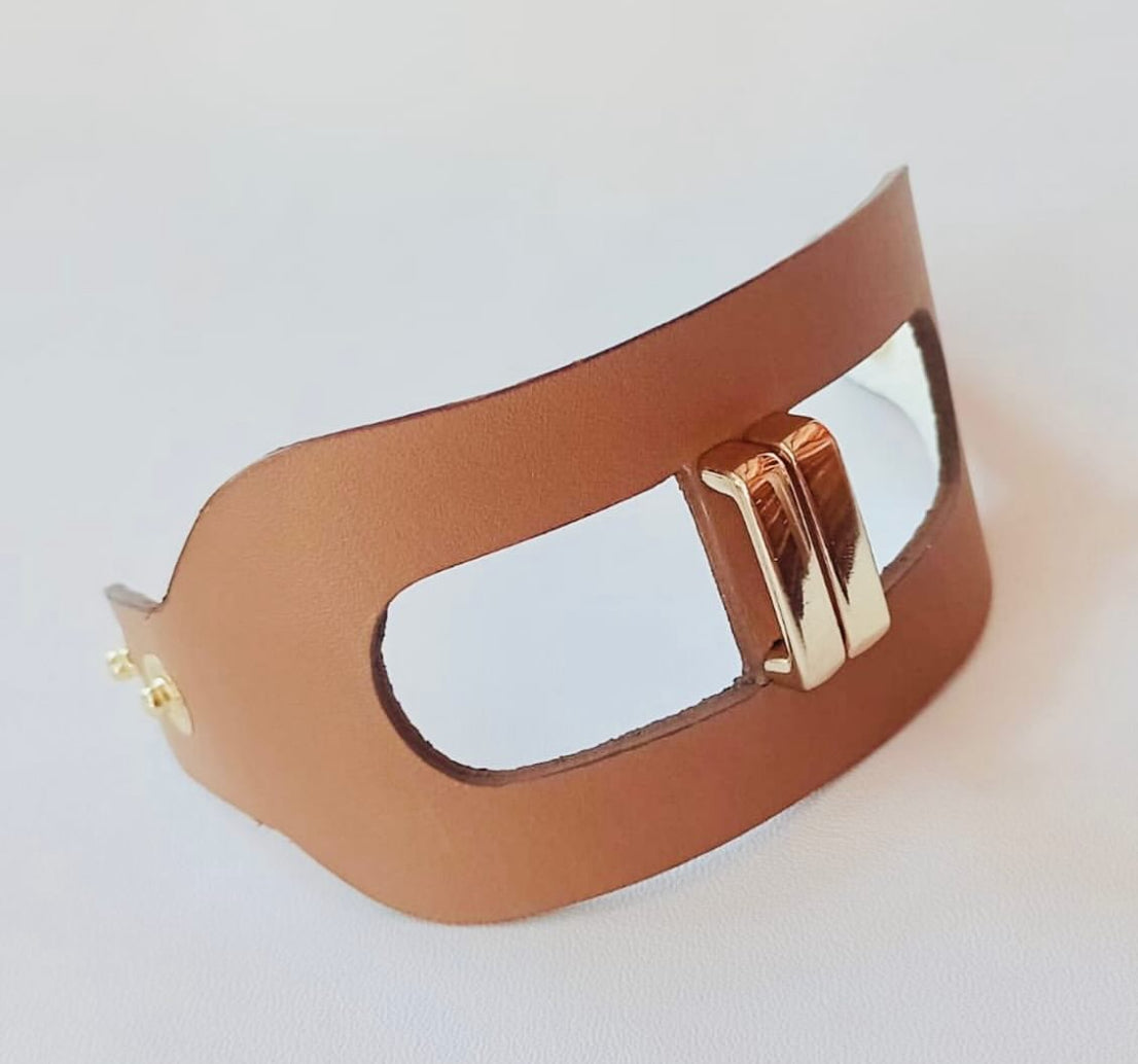 Brazalete 100% cuero. Transferencia bancaria $2450
