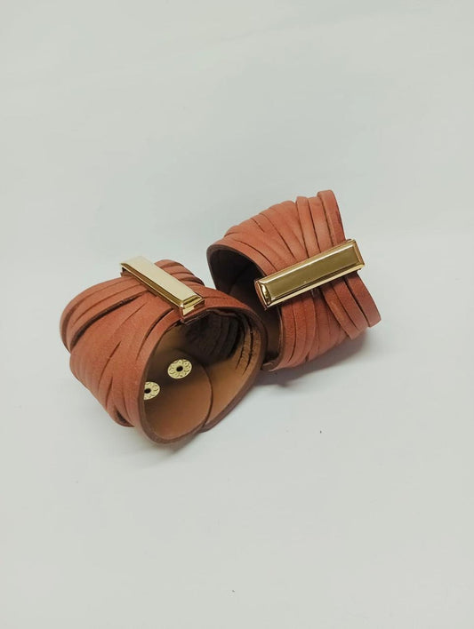 Brazalete 100% cuero. Transferencia bancaria $2650