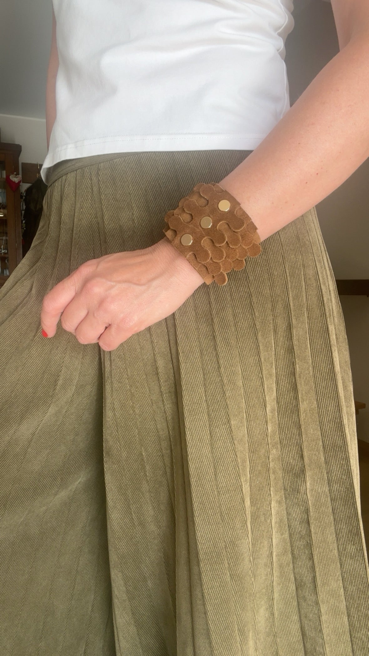 Brazalete 100% cuero. Transferencia bancaria $2000