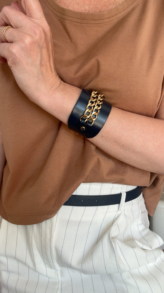 Brazalete 100% cuero. Transferencia bancaria $2650
