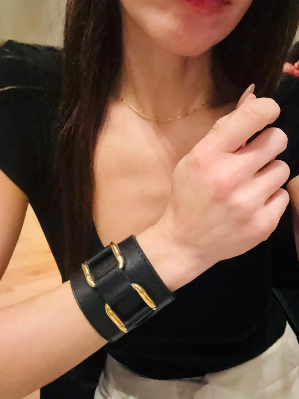 Brazalete 100% cuero. Transferencia bancaria $2150