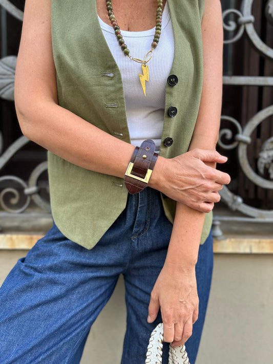 Brazalete 100% cuero. Transferencia bancaria $2400