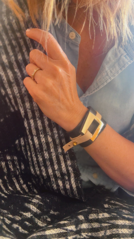 | MARRON Y NUDE |